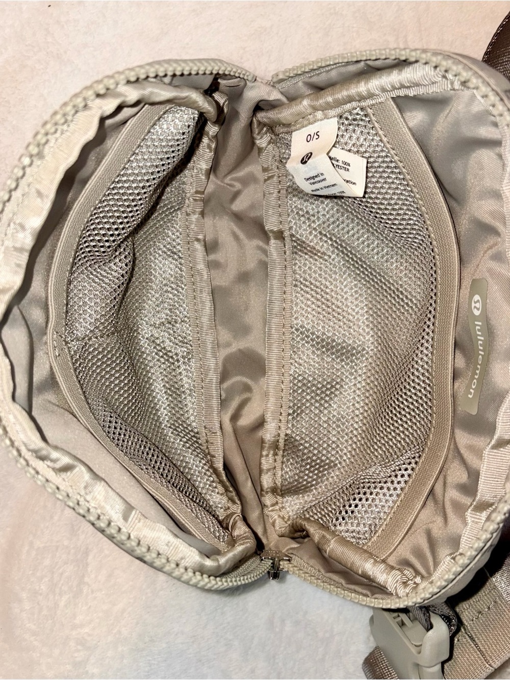 LULULEMON Everywhere Belt Bag Woodwork Grid - Picture 5 of 9